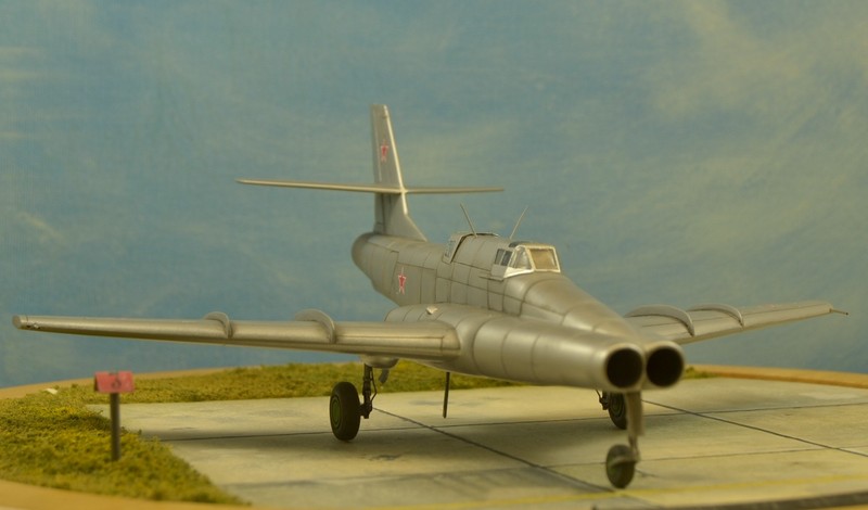 * 1/72 Iliouchine IL 40 P AMODEL - Page 2 029_8011