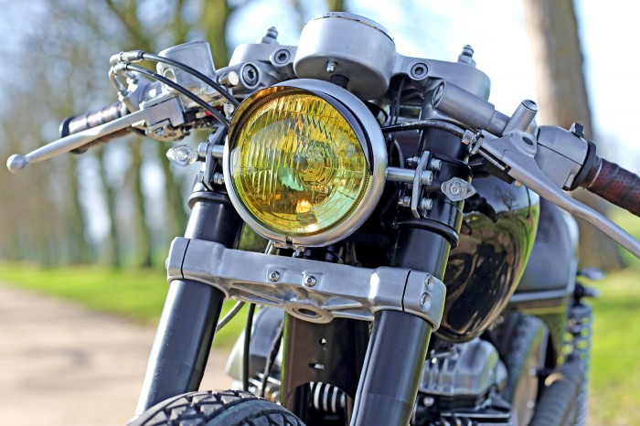 Transformation Kawasaki w650 Oem-me11