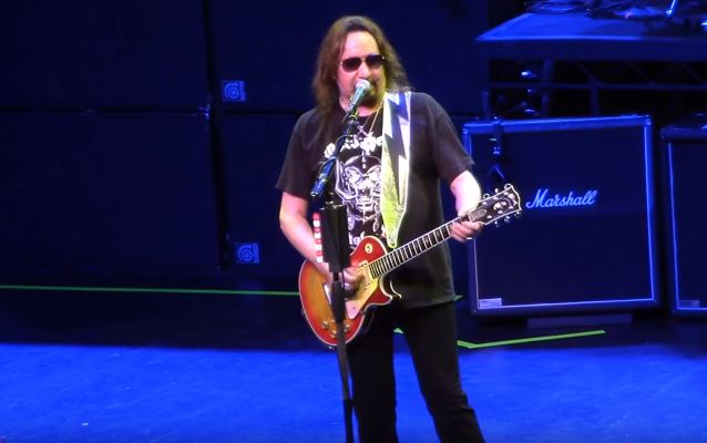 Ace Frehley News ! - Page 21 Acefre16