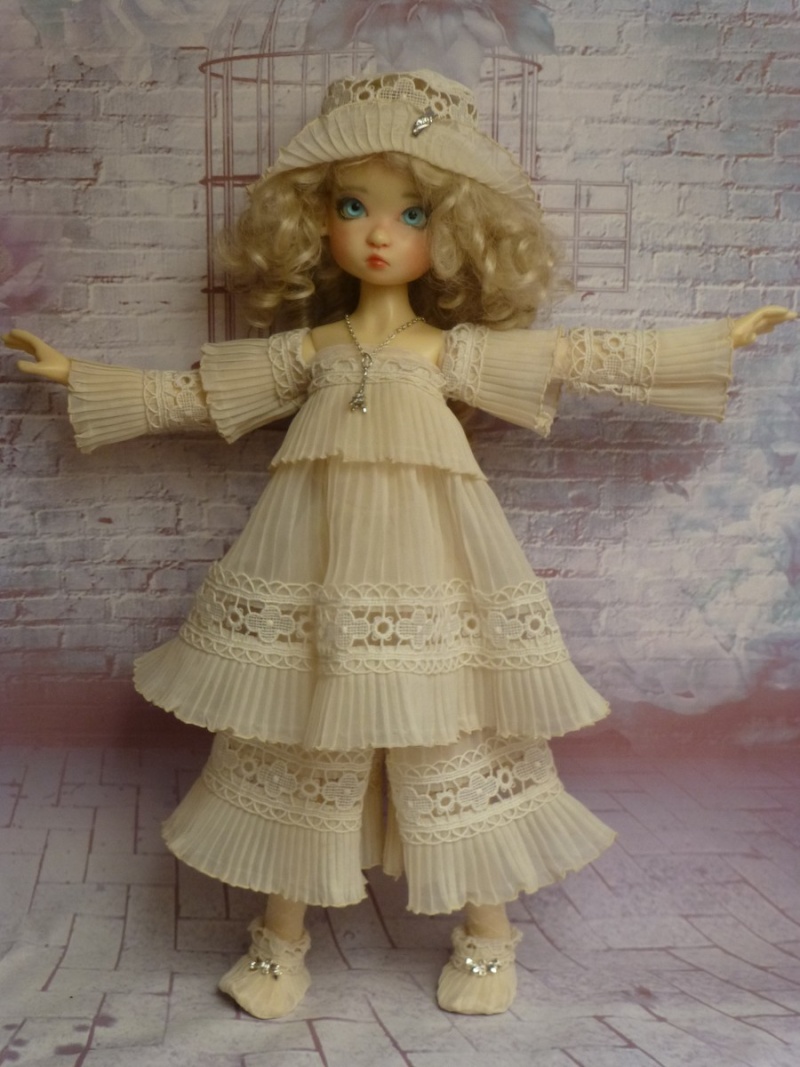 poupées de Kaye Wiggs - les tenues - by marianna - - Page 4 P1180415