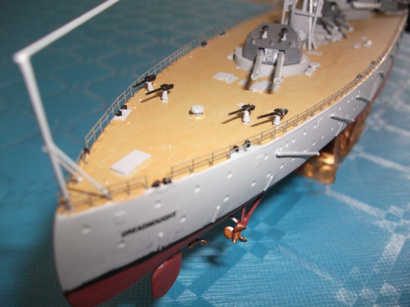 HMS DREADNOUGHT 1/350 zvevda Dscf1518