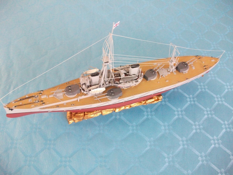 HMS DREADNOUGHT 1/350 zvevda Dscf1519