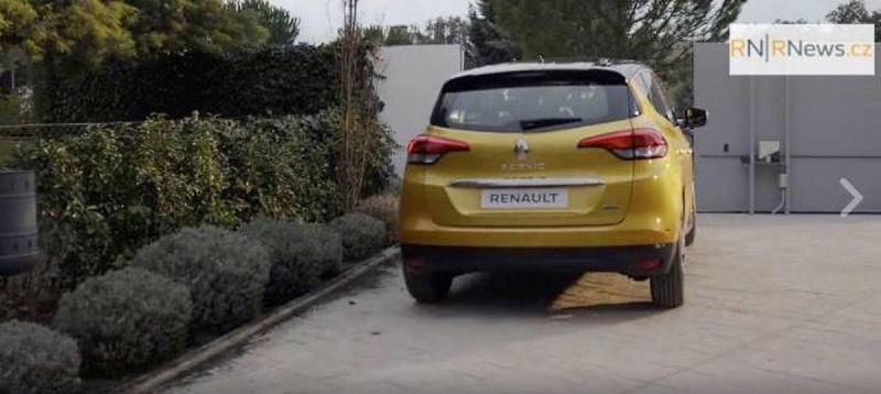 2016 - [Renault] Scénic IV [JFA] - Page 29 12803010