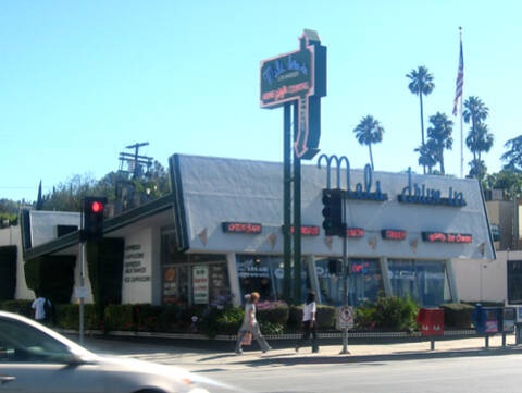 Mel S Drive In On Ventura Boulevard Los Angeles 1953 Mel S Drive In On Ventura Boulevard Los Angeles 1953