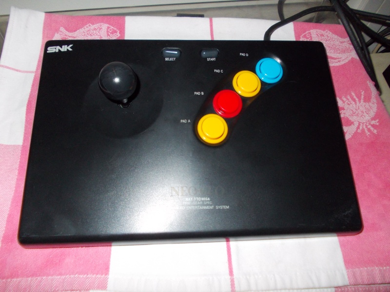 Mod des boutons d'un stick Neo Geo en Sanwa - Page 2 Dscn0113
