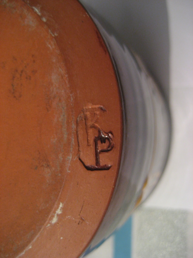 Slipware pot: Hugh Perry, Kingsand Pottery, KP Stamp Img_2526