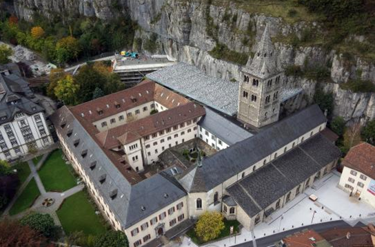 Enseignement supérieur et magistral: HISTOIRE DE L'ÉGLISE: L'Église est bel et bien née en 33 (recalcul entre 2 et 4 ans  selon les hypothèses  ) au Jour de la Pentecôte: née pour grandir à la face des nations - Page 7 Saint708