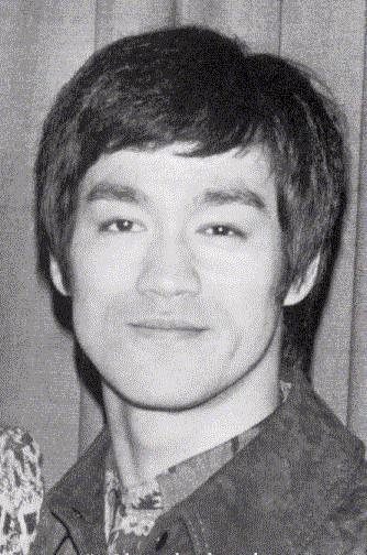 Bruce Lee:  celebrating his life through pics Brucel10