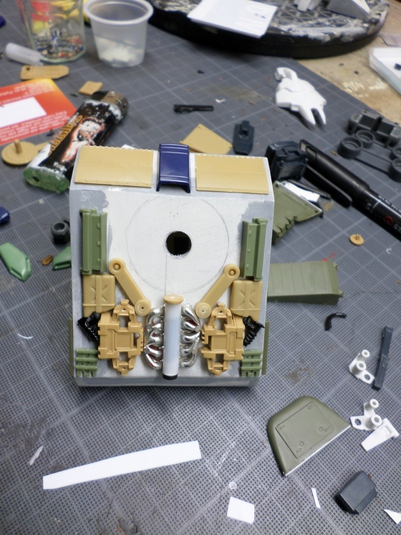 Robot de combat (mon pote robot) - Page 3 Sam_1317