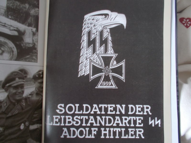 pochette Leibstandarte SS Adolf Hitler Dscn0211