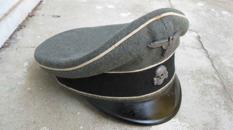 une casquette waffen SS sous officier dans son jus Img_5712