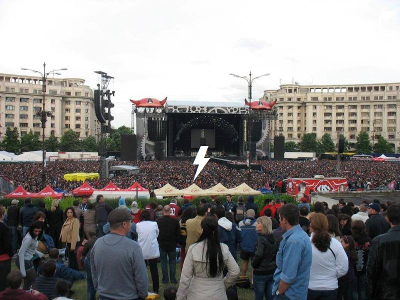 2010 / 05 / 16 - ROM, Bucharest, Piata Constitutiei 118