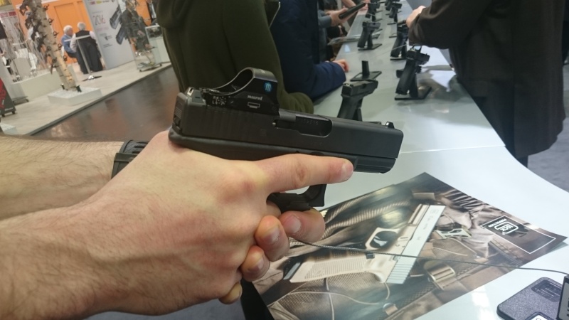 Stand Glock Salon IWA Nuremberg 2016 Dsc_0314