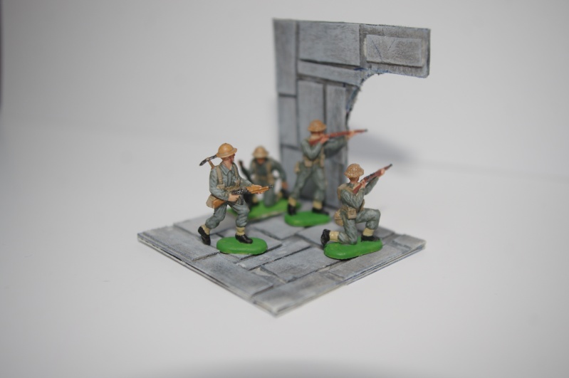 [Scénette]Canadiens dans "Caen" (Infanterie britannique 1/72, Airfix) Imgp3412