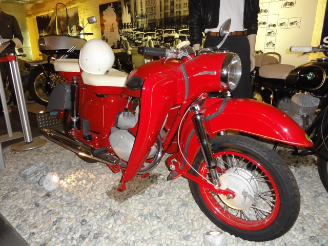 Le musée de "la moto DDR" à Berlin   Dsc01146