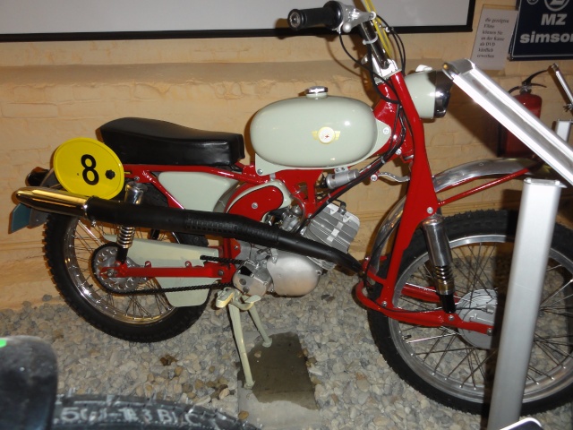 Le musée de "la moto DDR" à Berlin   Dsc01180
