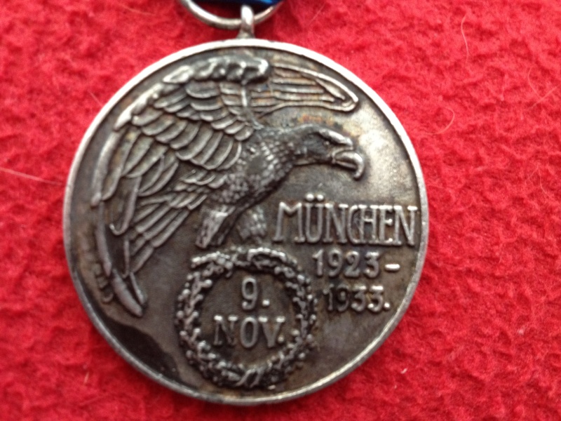 médaille allemand ordre du sang Img_0512
