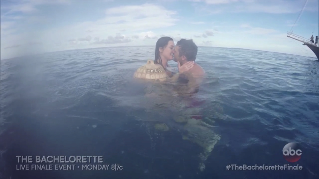 thebachelorettefinale - Bachelorette 14 - Becca Kufrin - Garrett Yrigoyen - FAN FORUM - #2 *Sleuthing Spoilers* - Page 14 1fccf310