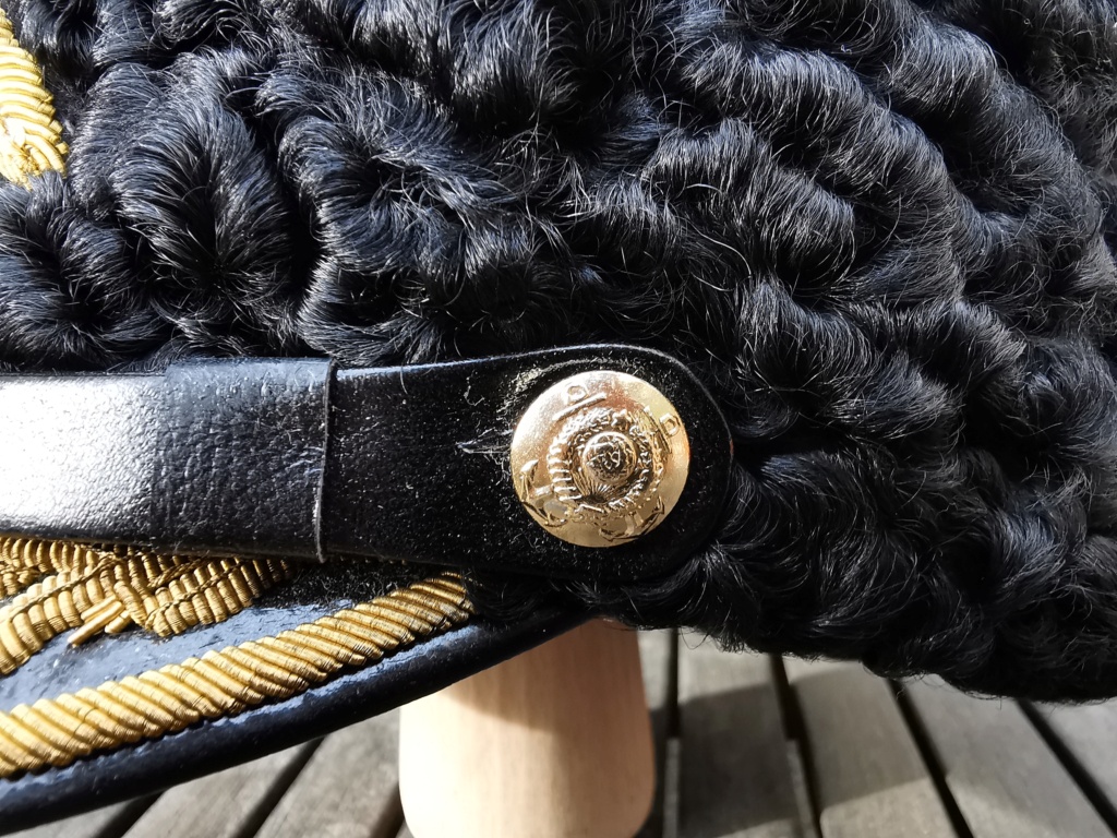 URSS (guerre froide):Coiffure la plus luxueuse de l'armée soviétique. Img_2541