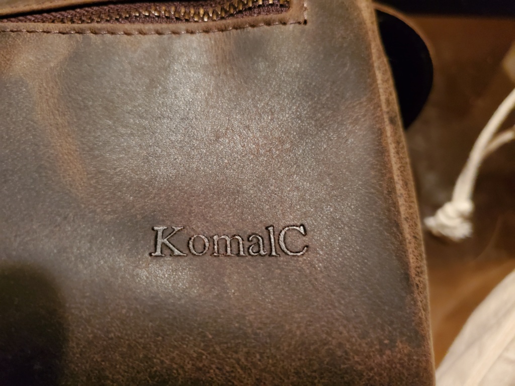 Étuis de cuir KomalC pour accessoires  20220115