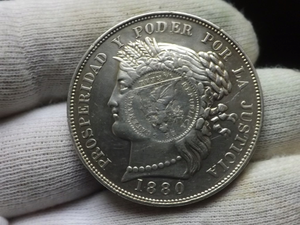 1 Peso de 1.894, Guatemala (sellado sobre 5 Pesetas de Perú 1.880). Dscf6713