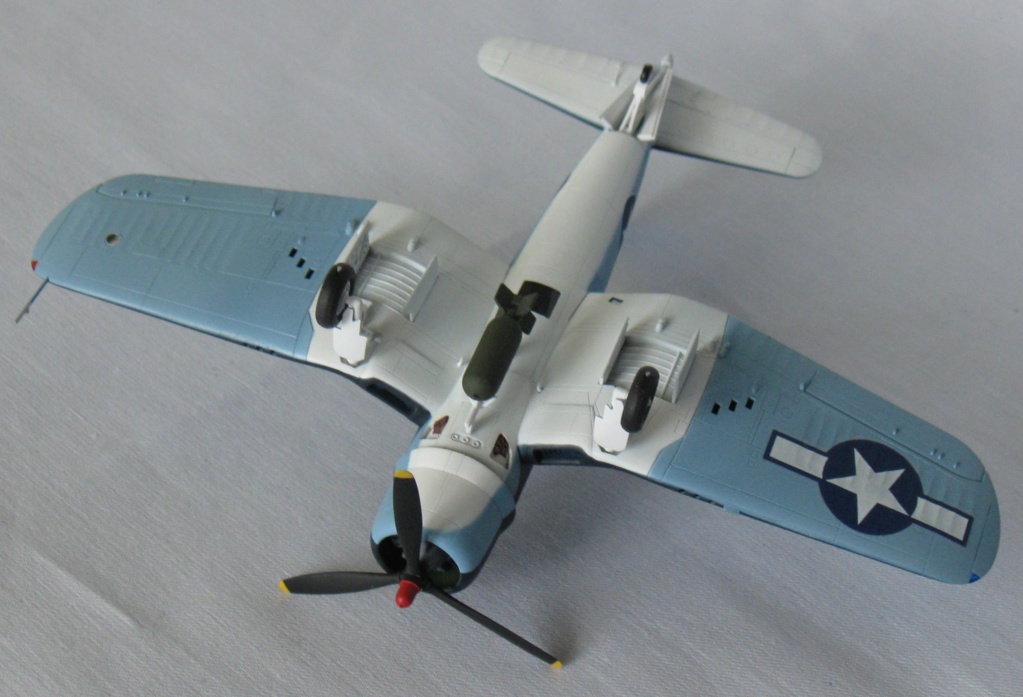 Chance Vought F4U-1А Academy 1/72 Img_0963