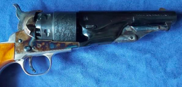 Identification fabricant Colt 1860 Captur87
