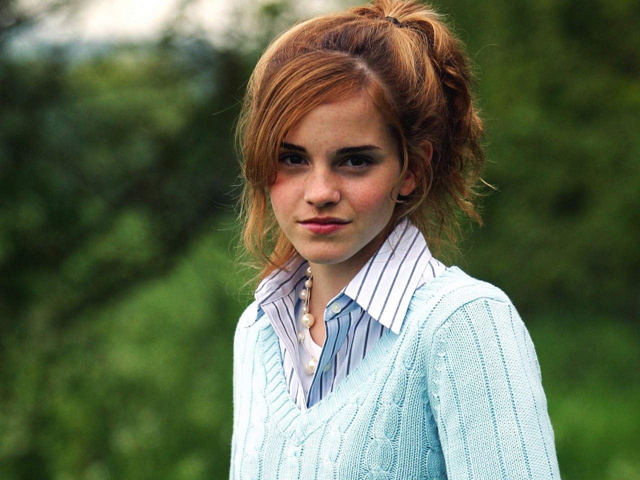 Emma Watson - Page 3 Emma_w21