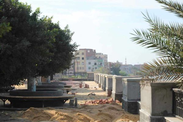 محافظ دمياط تتابع الأعمال الجارية بخطة تطوير حديقة الطفل ضمن مشروع تطوير كورنيش النيل بمدينة الزرقا  Aaa599