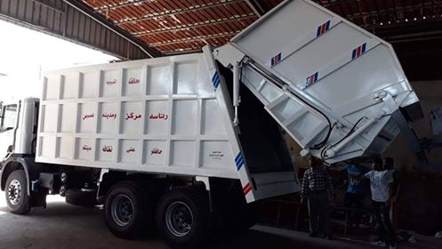 سيارة مكبس حمولة 20 طن  و50 صندوق قمامة لدعم منظومة النظافة بمدينة الخصوص بمحافظة القليوبية  Aaao25