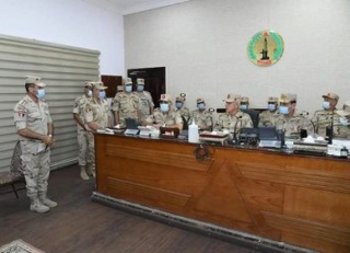 رئيس أركان حرب القوات المسلحة يتابع سير العمليات ومظاهر عودة الحياة الطبيعية بشمال سيناء  Aaio36