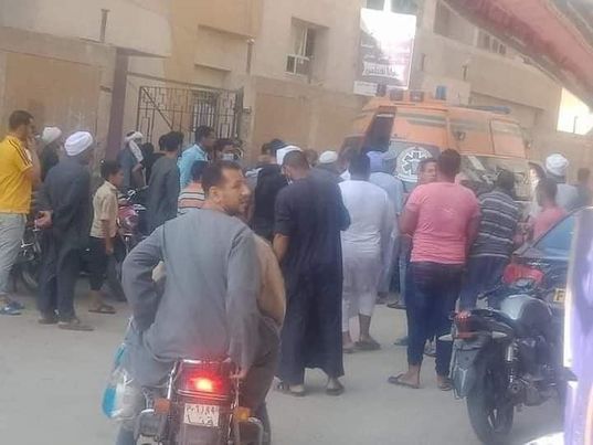 مصرع 10 أشخاص، وإصابة 7 آخرين  في مشاجرة  بين عائلتين بنجع حمادى Aaoa_a10