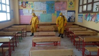 تطهير المدارس لمواجهة "كورونا" في الوادي الجديد Aiia11