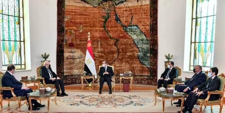 السيسي يبحث مع رئيس الوزراء اللبناني لوطيد العلاقات بين البلدين علي المستويين الرسمي والشعبي Aio398