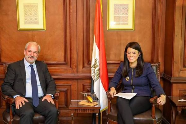 وزيرة التعاون الدولي تبحث مع شركة لوريال مصر التعاون في مجال تمكين المرأة واستعدادات قمة المناخ Ao357