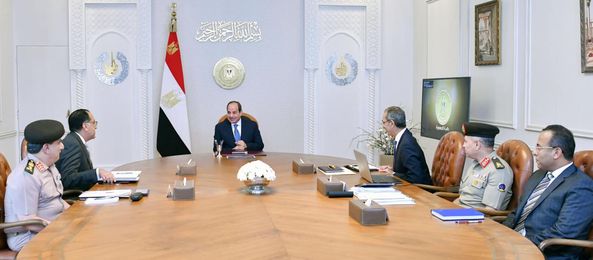 الرئيس السيسى يطلع على تطورات مشروع الشبكة الحكومية الموحدة لربط الجهاز الإداري للدولة، Aoo598