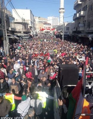 مسيرة حاشدة فى قلب عمّان تضامنا مع فلسطين Aoo724