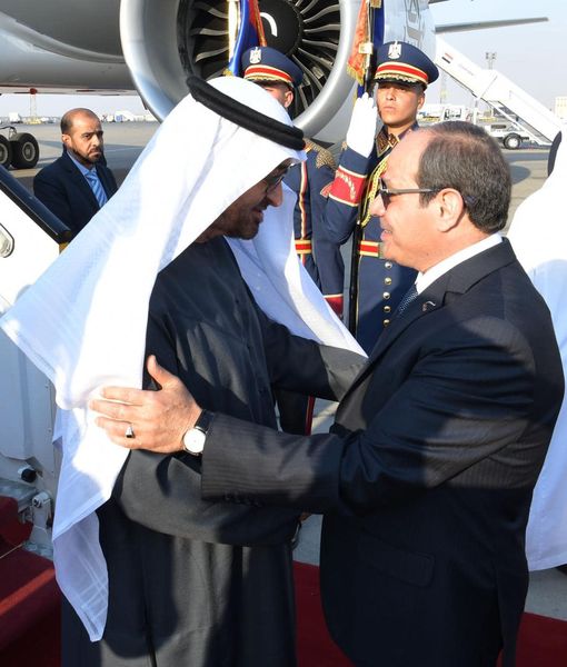  السيسي يستقبل الشيخ محمد بن زايد آل نهيان، رئيس دولة الامارات. Aoy78