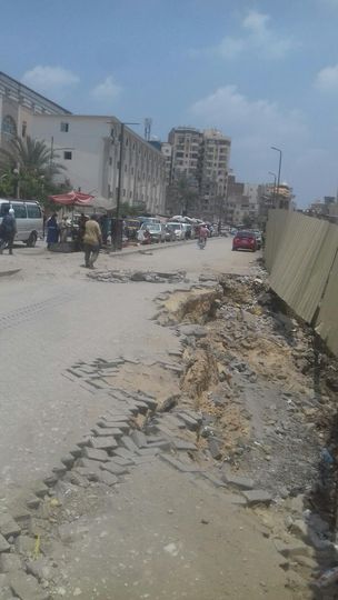 انهيار شارع طلعت حرب بالمحلة الكبرى بسبب اعمال الحفر التى تقوم بها شركة داماس للتطوير العقارى  Aya62