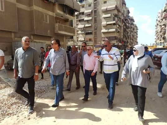 محافظ بورسعيد يتفقد معدلات العمل في تطوير ورفع كفاءة منطقة شباب المدينة بحي الزهور Ayiao52