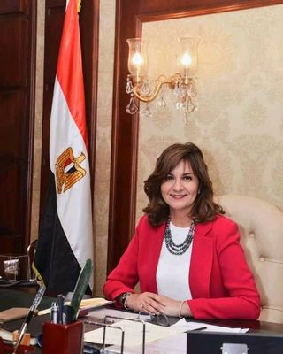 وزيرة الهجرة: مبادرة "العودة للجذور" قوة ناعمة لمساندة الجهود المصرية Ayo185