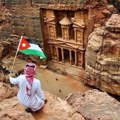  النقد الدولي -  الحرب أثرت سلبًا على السياحة والاستثمار في الأردن Ayo674