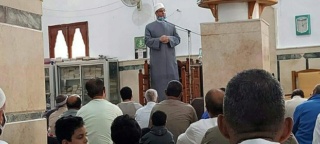 وكيل اوقاف السويس : " أدب الحوار والتعبير عن الرأي " عنوان خطبة الجمعة بمساجد المحافظة Ayoo32