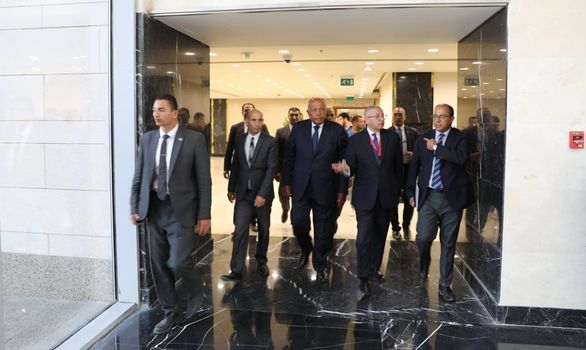 وزير الخارجية يشرف على المرحلة الأخيرة لعملية الانتقال إلى مقر الوزارة الجديد بالعاصمة الإدارية  Ayyoo54