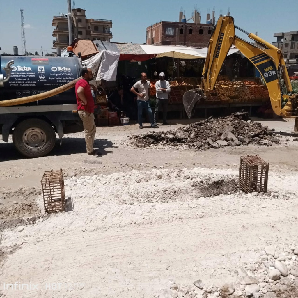جهود متواصلة لأعمال صيانة واصلاح خطوط الصرف الصحى ، ورفع المياه من شوارع محله ابوعلي  Oao117