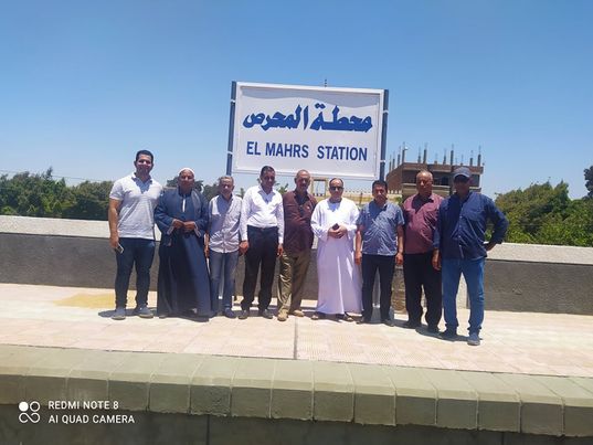 مصر اليوم تشارك أهالي المحرص فرحتهم بإفتتاح محطة السكة الحديد  بعد الانتهاء من تطويرها Oo261