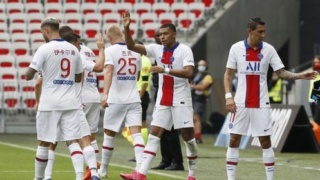  باريس سان جيرمان يفوز على نيس بثلاثية نظيفة في الدوري الفرنسي Yac15