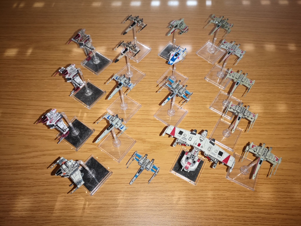 [Biete] X-Wing Einzelschiffe, komplette Sets und Zubehör  Kleine10