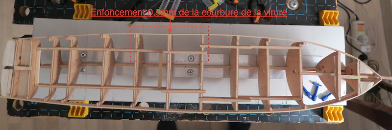 3-mâts barque Pourquoi Pas? - 1) Coque & pont [Billing Boats 1/75°] de Yves31 12_vir11