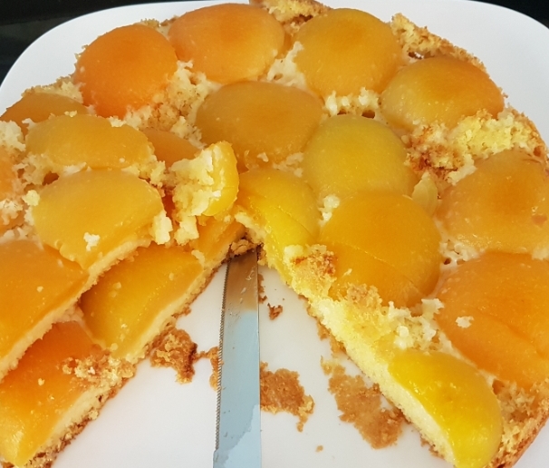  Gâteau renversé à l’abricot A1222212